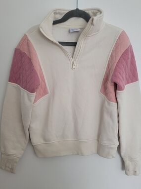 🧸2/20$ Champion Cream Pullover Sweatshirt Pink Quilted Shoulder Size 7-8 Girl